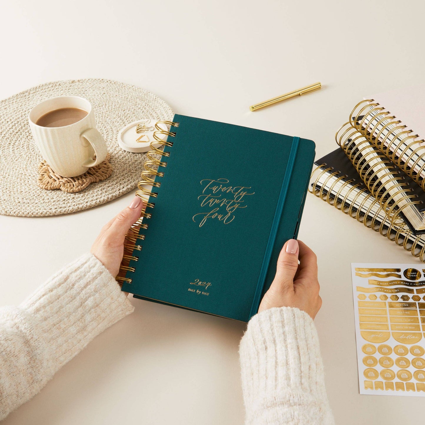 2024 Daily Planner Juniper