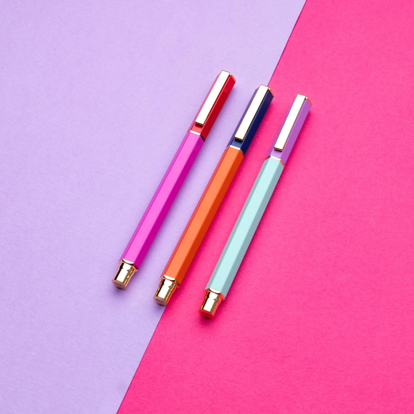 Contrast Ballpoint Pen & Notebook Set: Pink & Mint