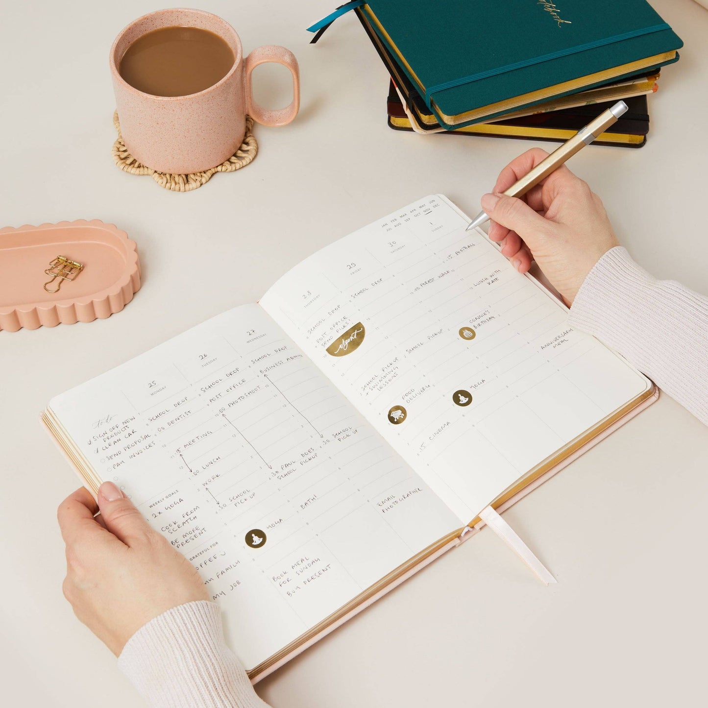 Undated Weekly Planner - Blush (Cloth)